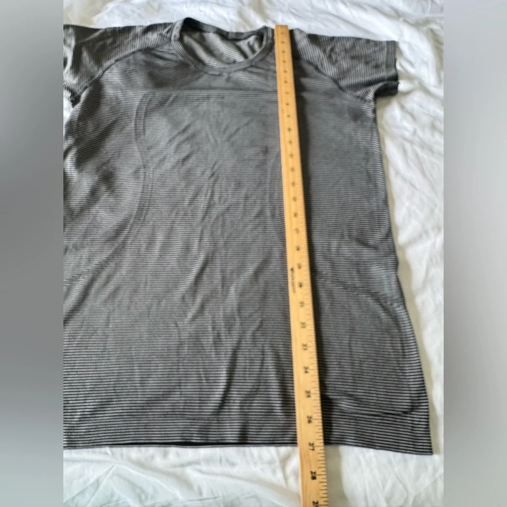 Lululemon top